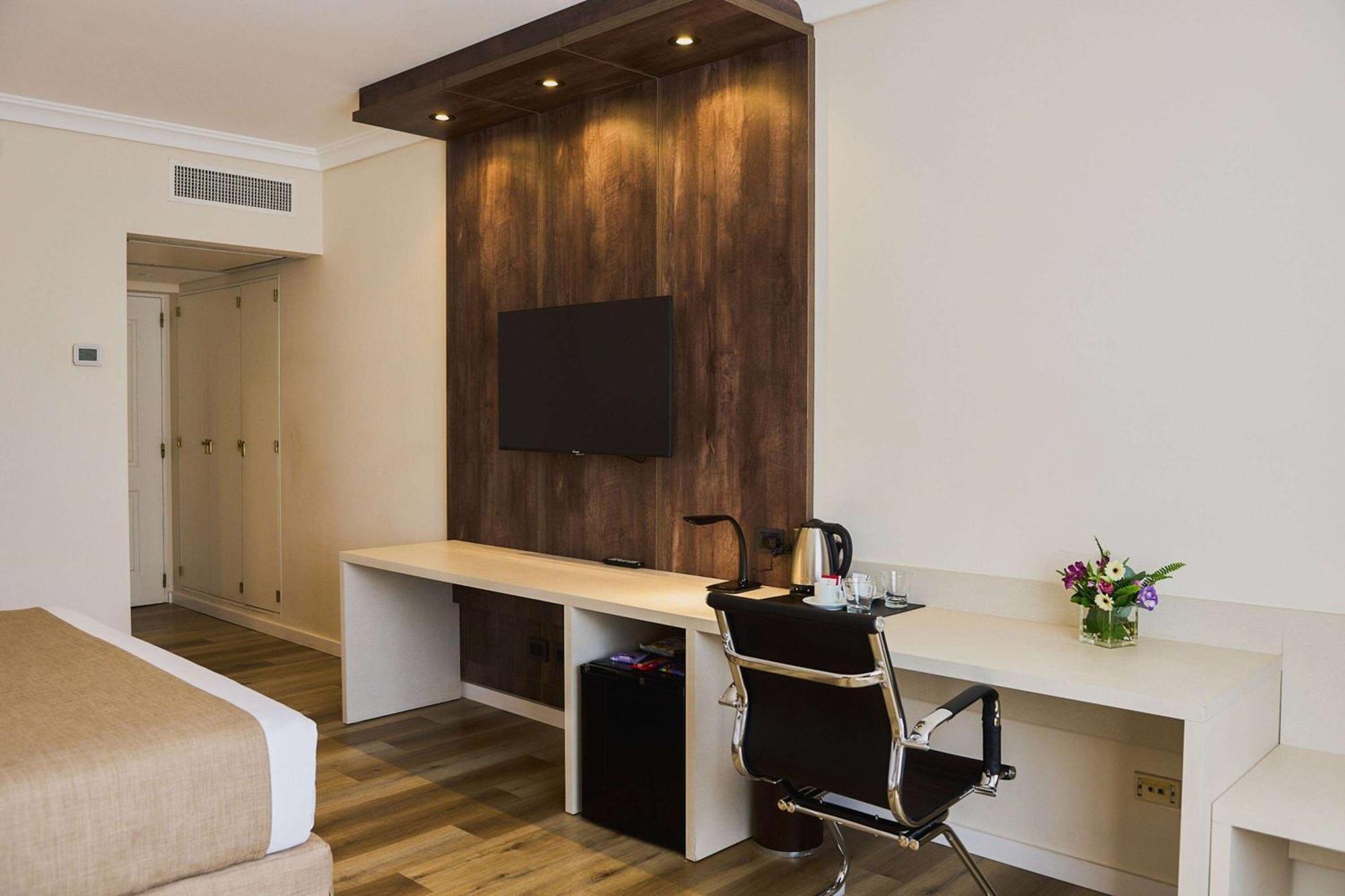 Hotel Dazzler By Wyndham Buenos Aires San Martin Exteriér fotografie